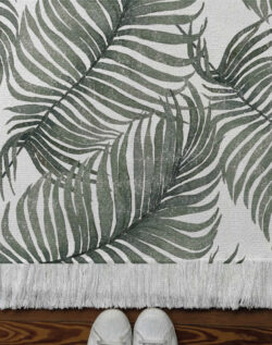 Alfombra tejida diseño botánico, hojas pintadas en acuarela.